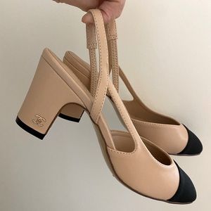 COPY - ❣️SALE❣️New leather two-toned slingback sandals, size 6